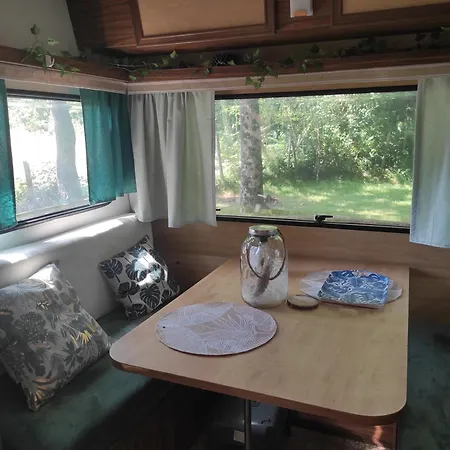 Kamp alanı Hebergements Insolites Dans Un Cadre Naturel Preserve Guenrouet