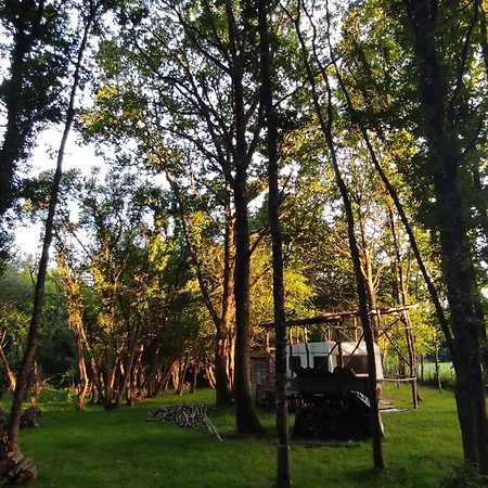 Hebergements Insolites Dans Un Cadre Naturel Preserve Campingplads *
